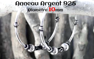 Anneau style Bali Argent 925 diametre 10 mm.